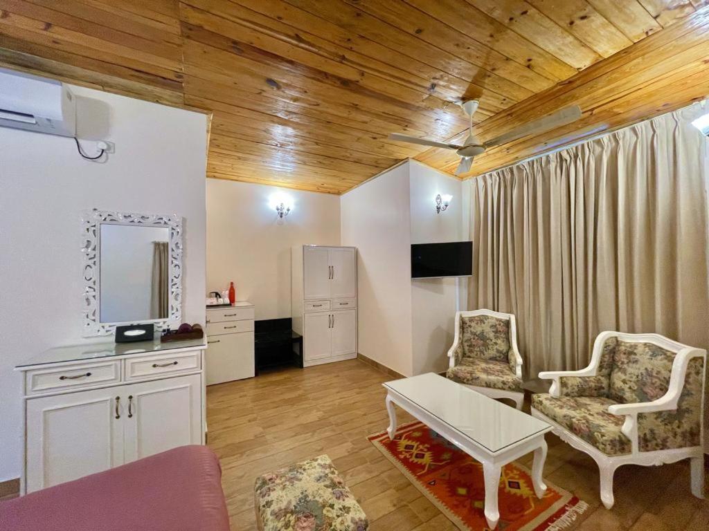 Bougainvillea Retreat & Spa Kaharpara Luaran gambar