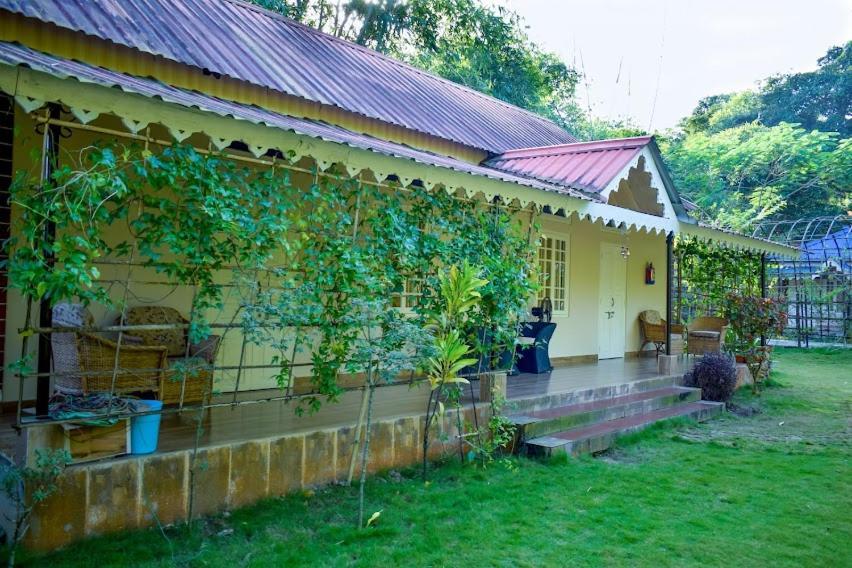 Bougainvillea Retreat & Spa Kaharpara Luaran gambar