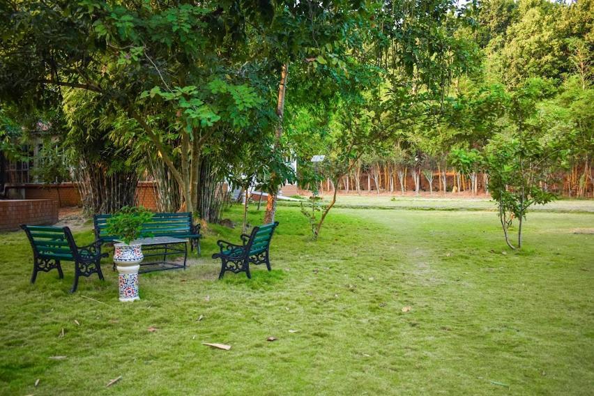 Bougainvillea Retreat & Spa Kaharpara Luaran gambar
